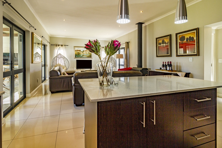 3 Bedroom Property for Sale in Kelderhof Country Village Western Cape